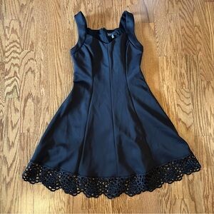 Donna Ricco Navy Blue Dress with Lace Hem